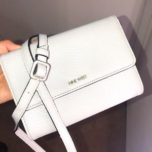 NINE WEST Light grey cross side bag